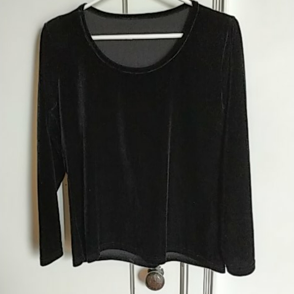 Stretch black velvet top, all tags missing - Picture 1 of 3